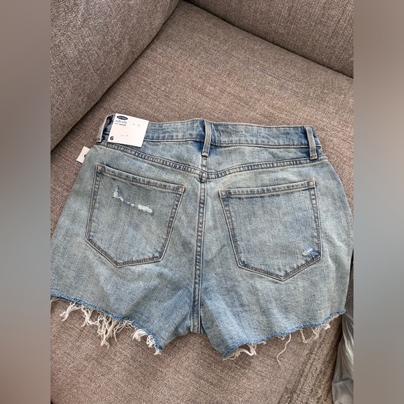NEW! Old Navy High Rise Shorts - Picture 2 of 7